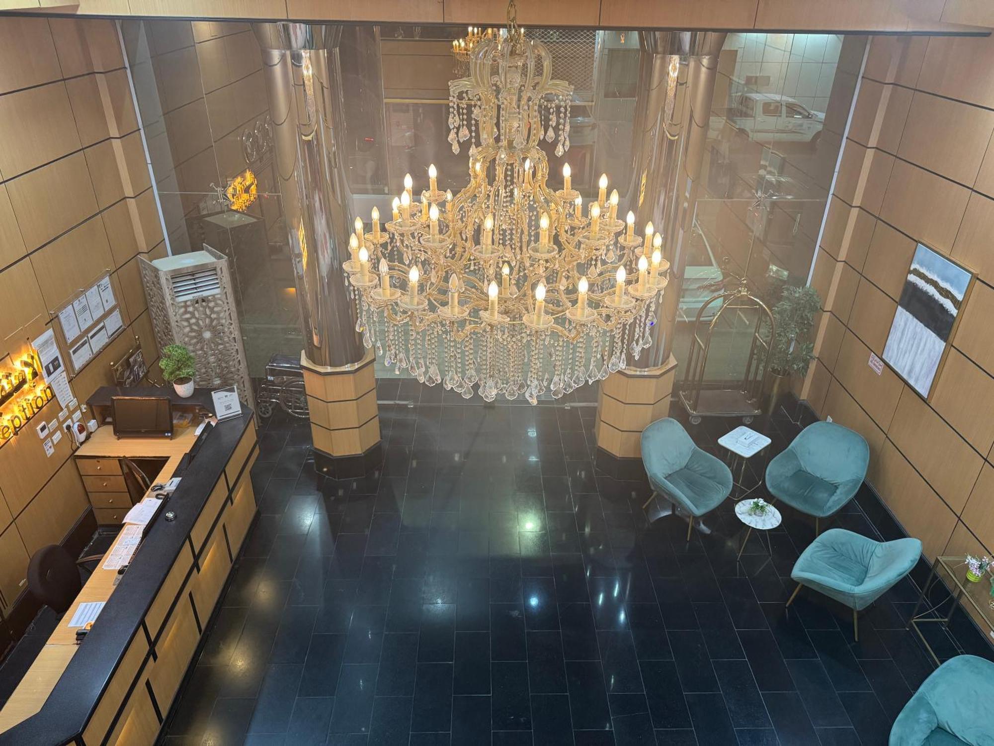Al Thanaa Alraqi Furnished Apartments Jiddah Esterno foto